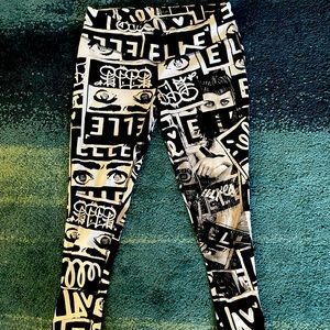 REEBOK brand leggings, exercise tights leggings mint condition size large